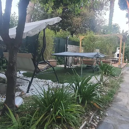Apartment Domusauroom, Relax Nel Cuore Della Versilia - Pet Friendly Viareggio