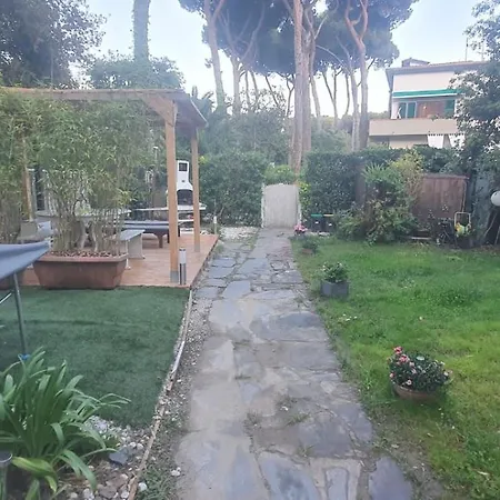 Apartment Domusauroom, Relax Nel Cuore Della Versilia - Pet Friendly Viareggio